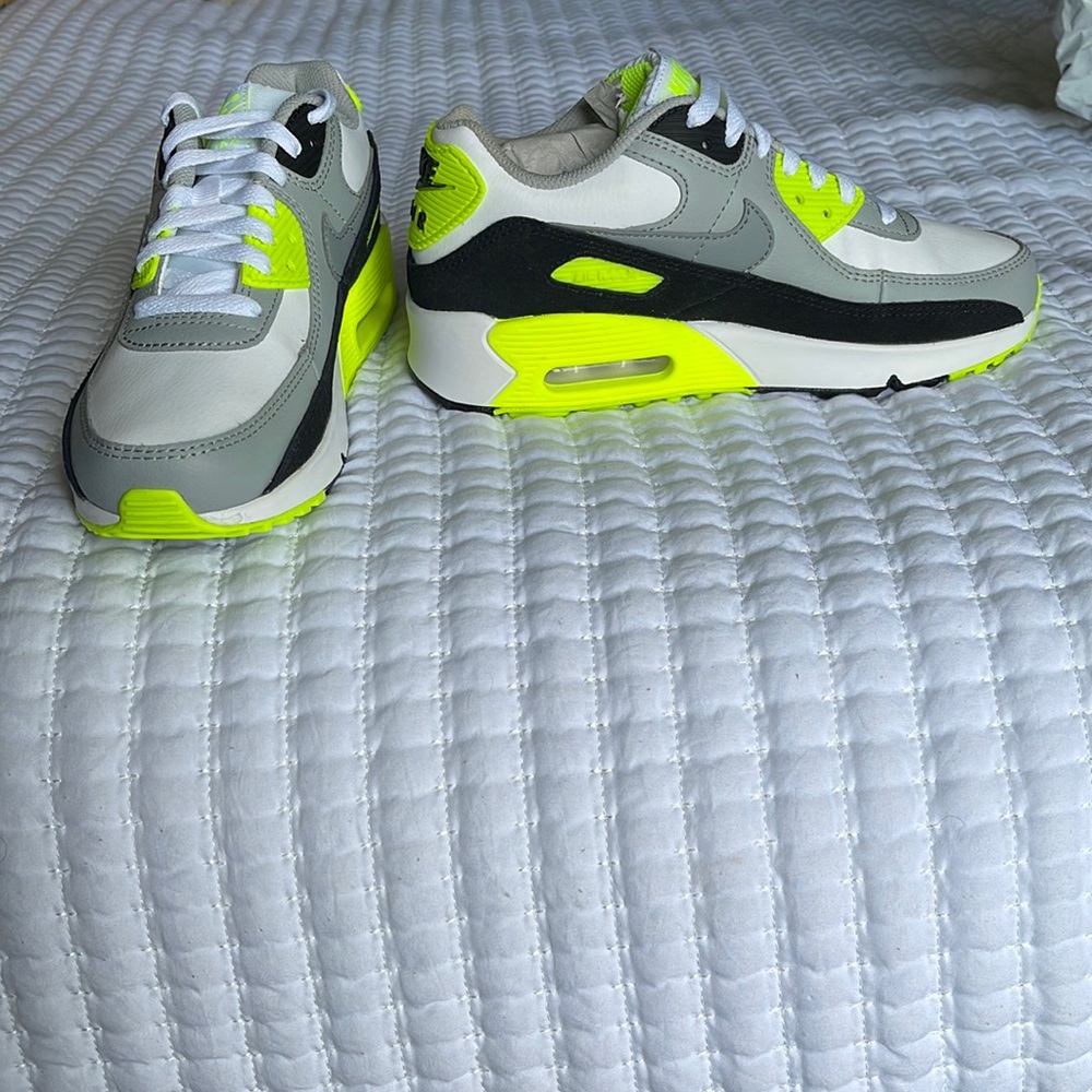 Nike Air Max 90